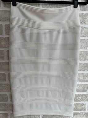 LuLaRoe Cassie White Pencil Skirt Size S Solid